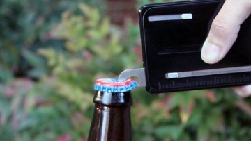 Il coltellino svizzero incontra l’iPhone