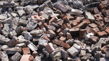 Trasporto rifiuti edili “propri” non pericolosi: quando è reato?