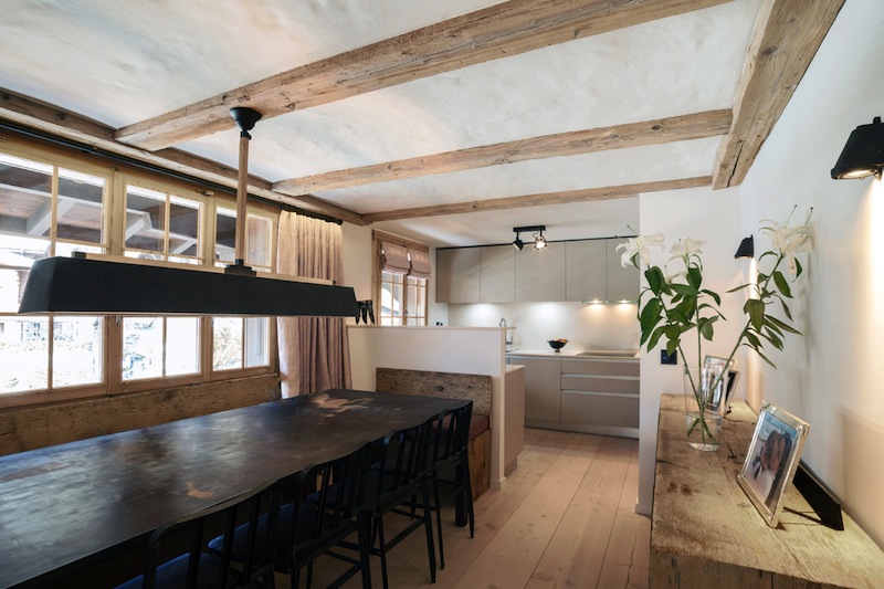 ES CONTR CHIARO SCURO CUCINA CHALET GSTAAD FIG 03