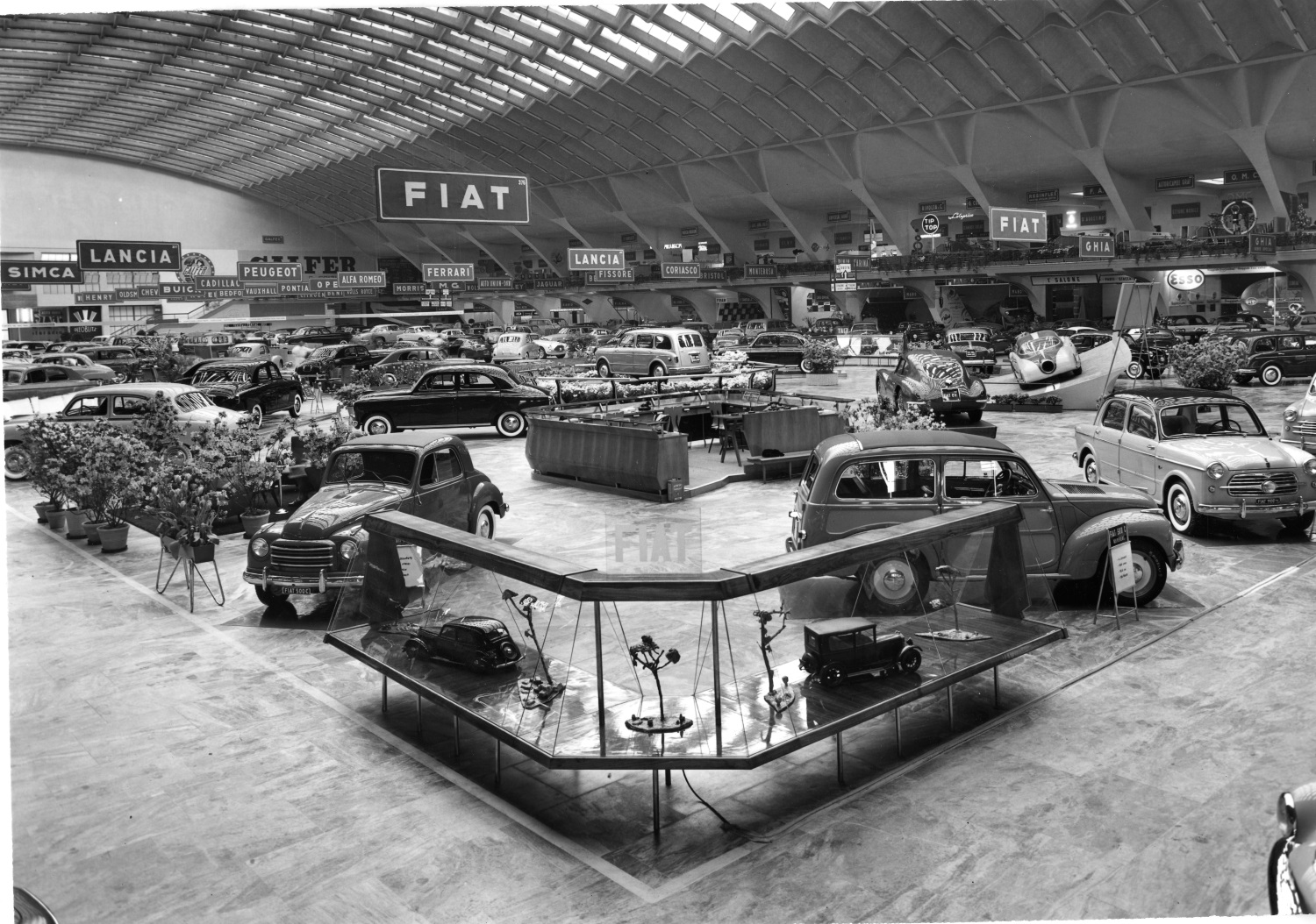 Salone Auto To-1954_archivio storico fiat