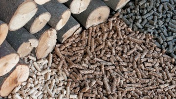 Generatori di calore a biomassa solida: non è solo questione di pellet Generatori di calore a biomassa solida: non è solo questione di pellet