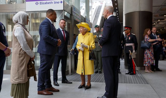 elizabeth line inaugurazione regina elisabetta II