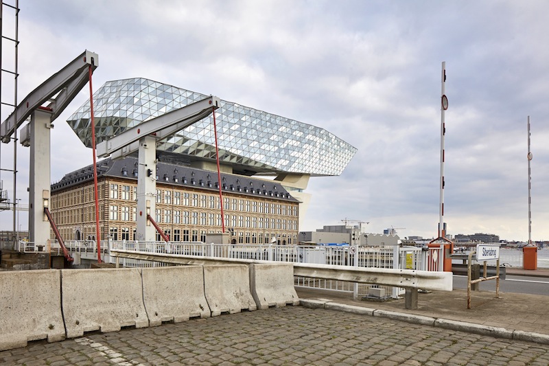 ZHA_Antwerp_1_Hufton_Crow