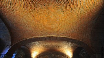 Una cascina storica in degrado trasformata in residenza da Total Tool