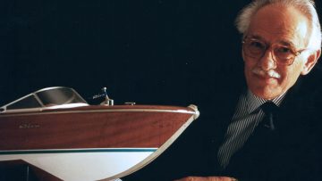Addio a Carlo Riva, l’ingegnere padre del motoscafo di lusso