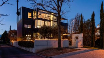 Prefabbricati in legno e acciaio: una villa sostenibile a Pordenone