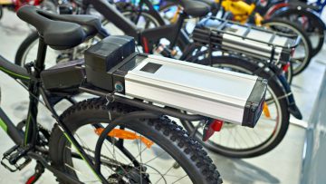 Mobilità elettrica e sicurezza antincendio: accordo Vigili del Fuoco – Enea