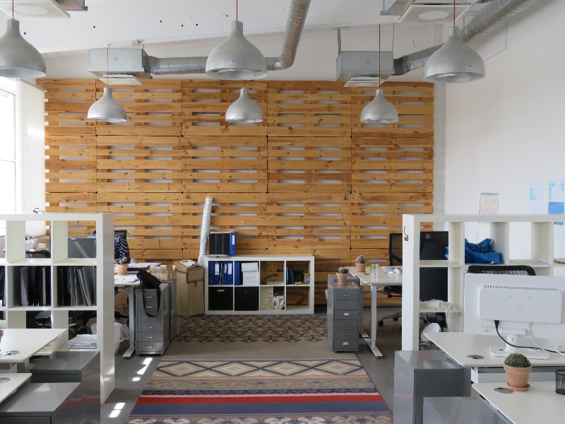 Elementi di arredo per rendere più confortevole l'uso degli spazi