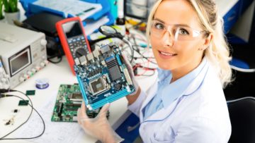 PNRR: da escludere l’impresa che non si impegna al rispetto delle quote per donne e giovani