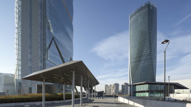 Torre Isozaki e Torre Hadid - CityLife Shopping District © ph. Samuel Holzner