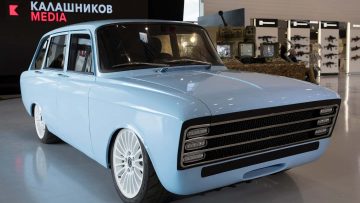Kalashnikov: non solo mitra, arriva l’auto elettrica