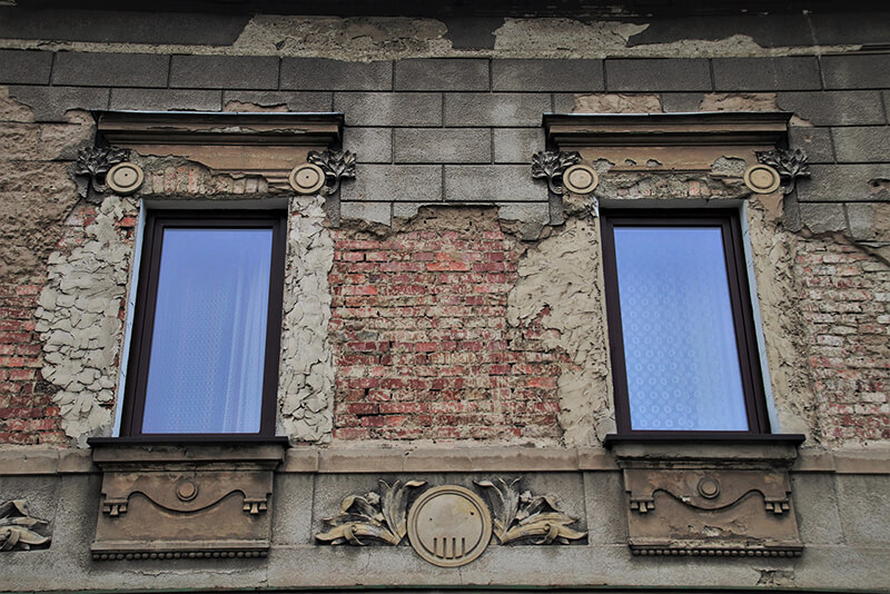 Manutenzione di facciate: quando non farla provoca danni a cose o persone