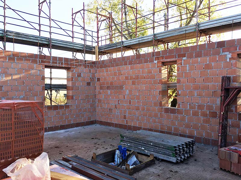 riedificazione edificio mattoni