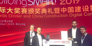 buildingSMART International 2019 ceo e delegazione cinese sfondo rosso
