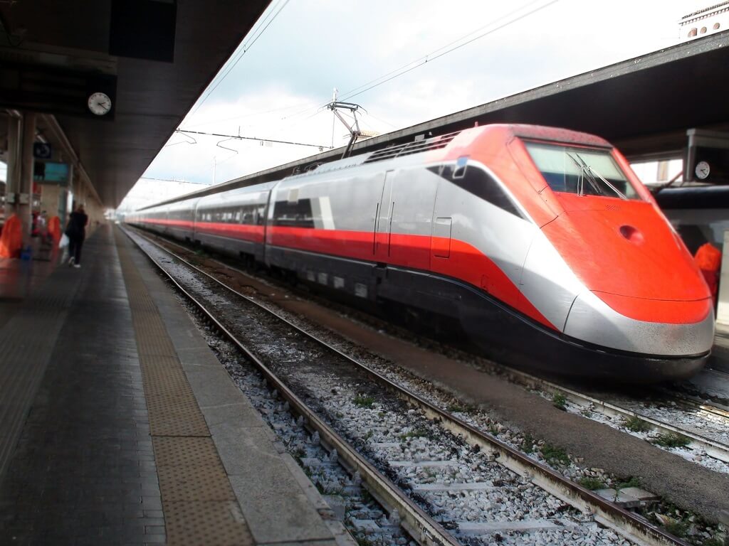 Trasporto ferroviario, come e dove investire