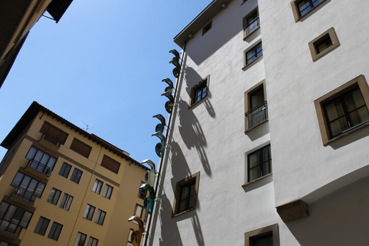 Rilancio Italia: incentivi per l’edilizia residenziale sociale e strutture ricettive