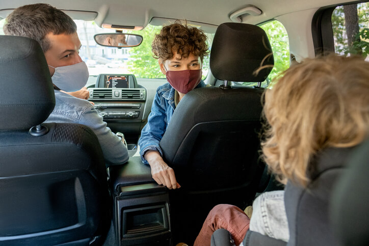 Come viaggiare in auto nel post coronavirus