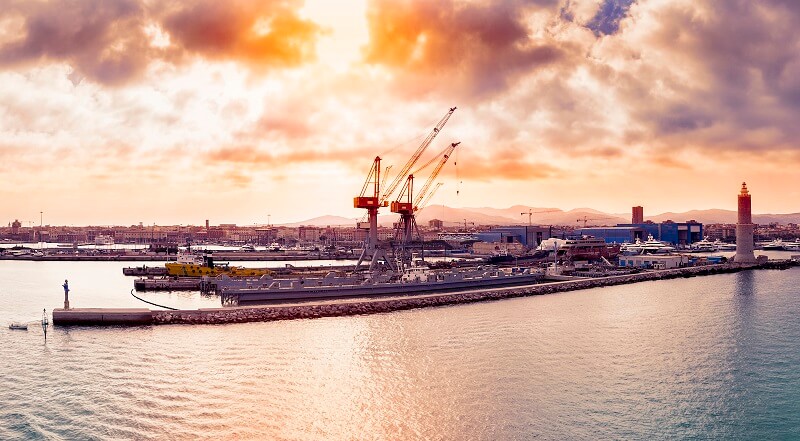 Porti italiani, dal Mit 900 milioni per nuovi investimenti