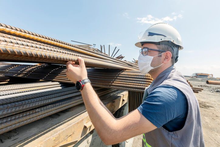 Edilizia, il ministro De Micheli: “Crescono occupazione e salari”