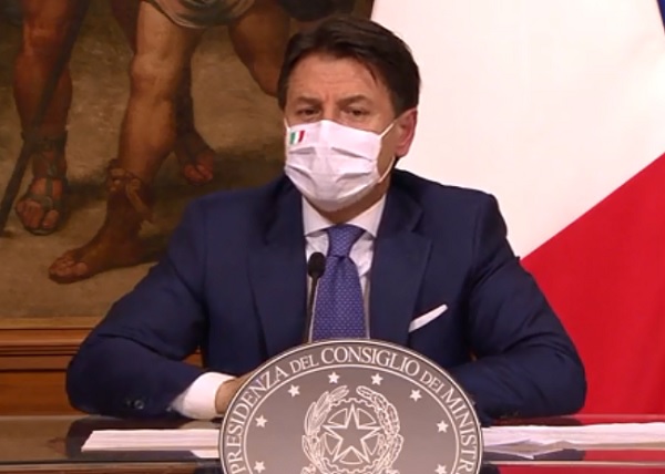 Obiettivo Italia zona gialla: Conte illustra il Decreto Natale