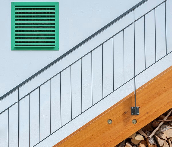 Scala esterna, quando va inclusa nel calcolo delle distanze tra edifici?