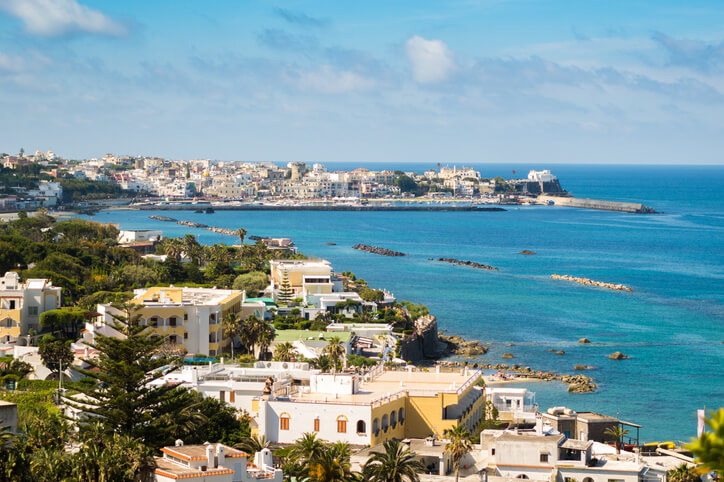 Sospensione dell’ordine di demolizione e condono: quando e come?