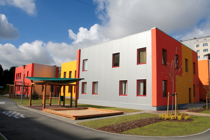 Pubblicati 4 avvisi PNRR per la realizzazione e riqualificazione di scuole, asili e palestre