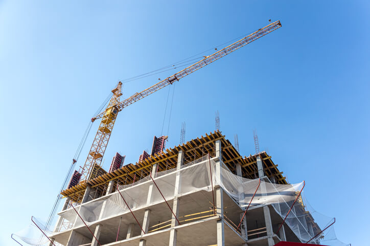 Legittimo il sequestro del cantiere per variazione essenziale senza permesso