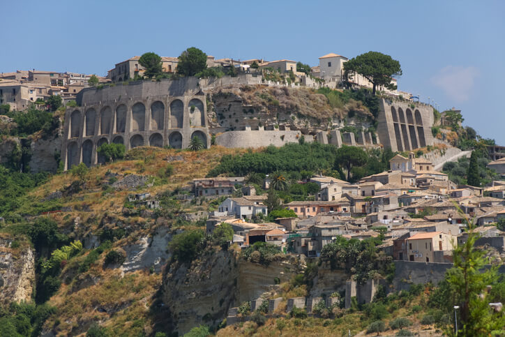 Individuati i 21 progetti pilota del Piano Nazionale Borghi previsto dal PNRR Individuati i 21 progetti pilota del Piano Nazionale Borghi previsto dal PNRR