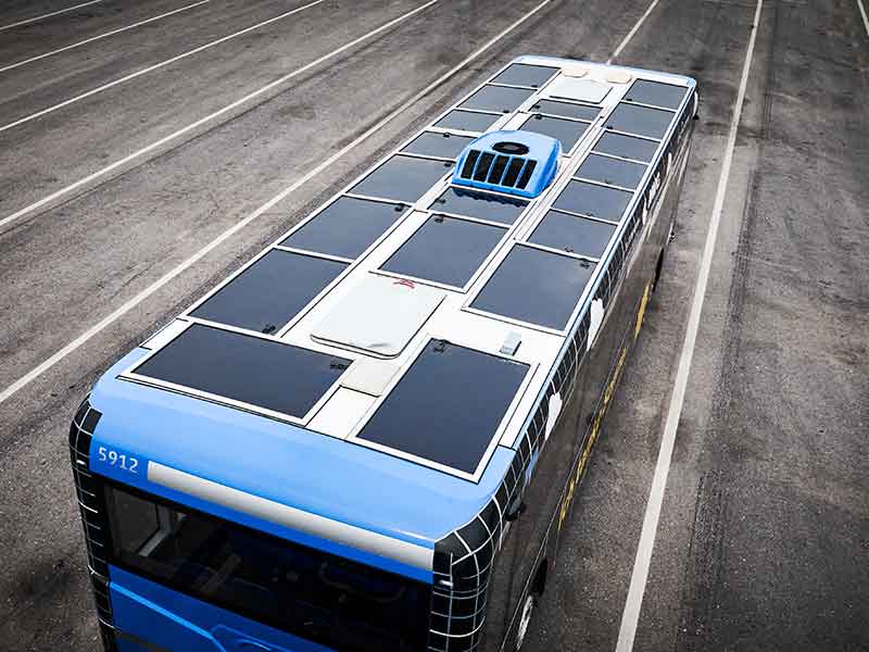 A Monaco arrivano gli autobus con i pannelli solari sul tetto