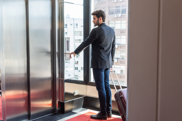 In caso di stop ai lavori per l’ascensore in condominio, si rischia di perdere il Superbonus 110%