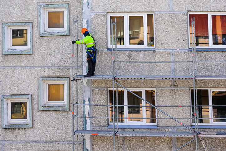 Crediti fittizi per bonus facciate