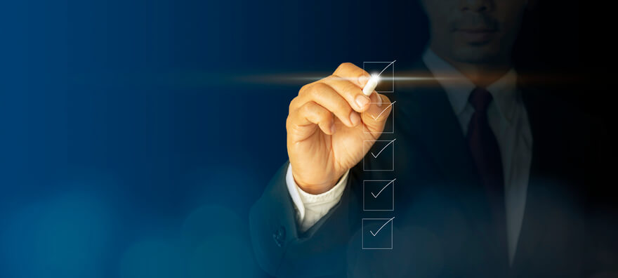 regole della sicurezza mano segna checklist 5 spunte