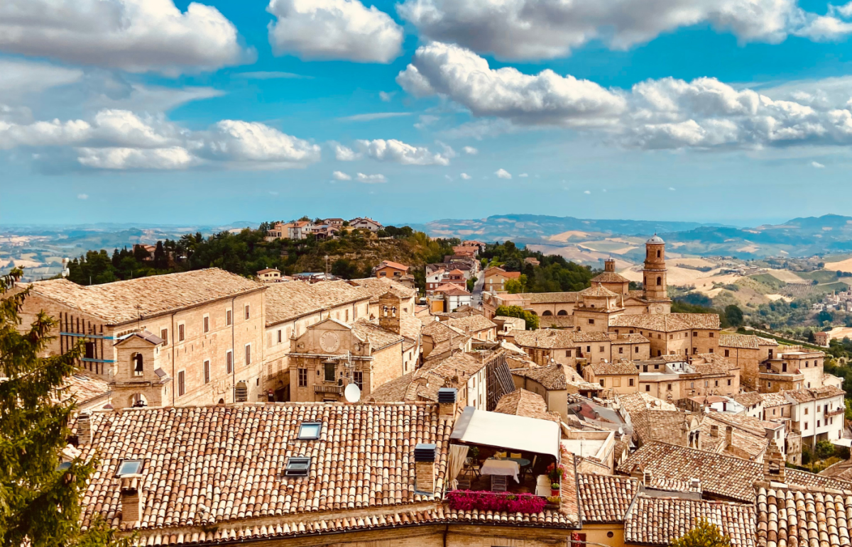 Montalto delle Marche, un metroborgo per il XXI secolo