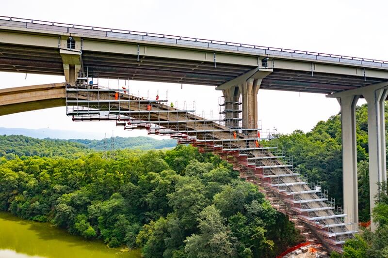 ripristino viadotto romita ponteggi verde autostrada