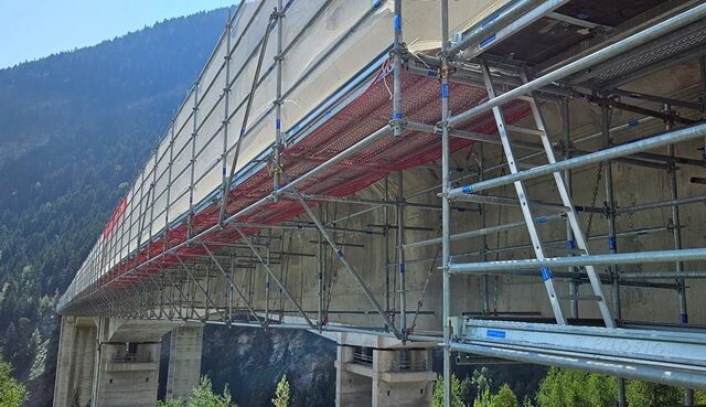 viadotto mont bardon ponteggi sospesi montagne